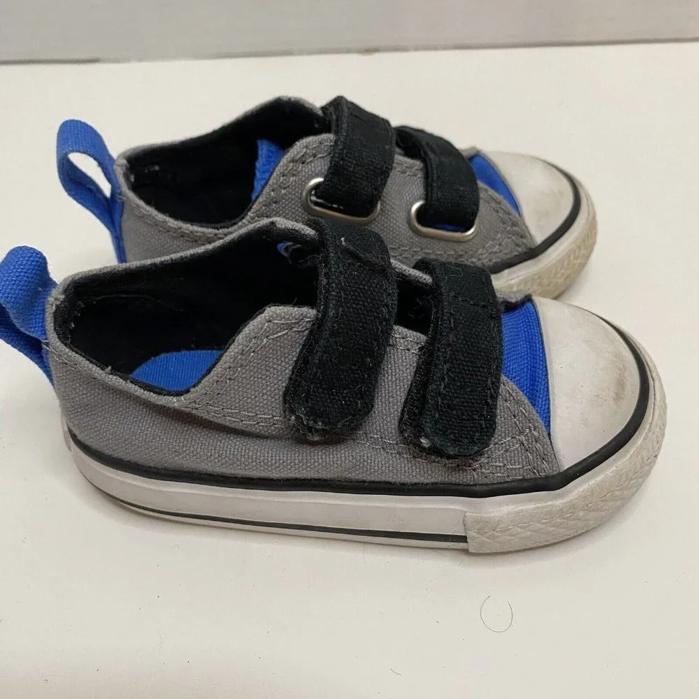 Converse Chuck Taylor All Star Infants Grey Hook and‎ Loop Sneakers 747695F 4
